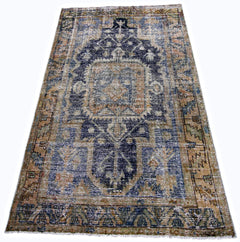 Handmade Vintage Persian Bidjar Rug | 149 x 103 cm | 4'11" x 3'5" - Najaf Rugs & Textile