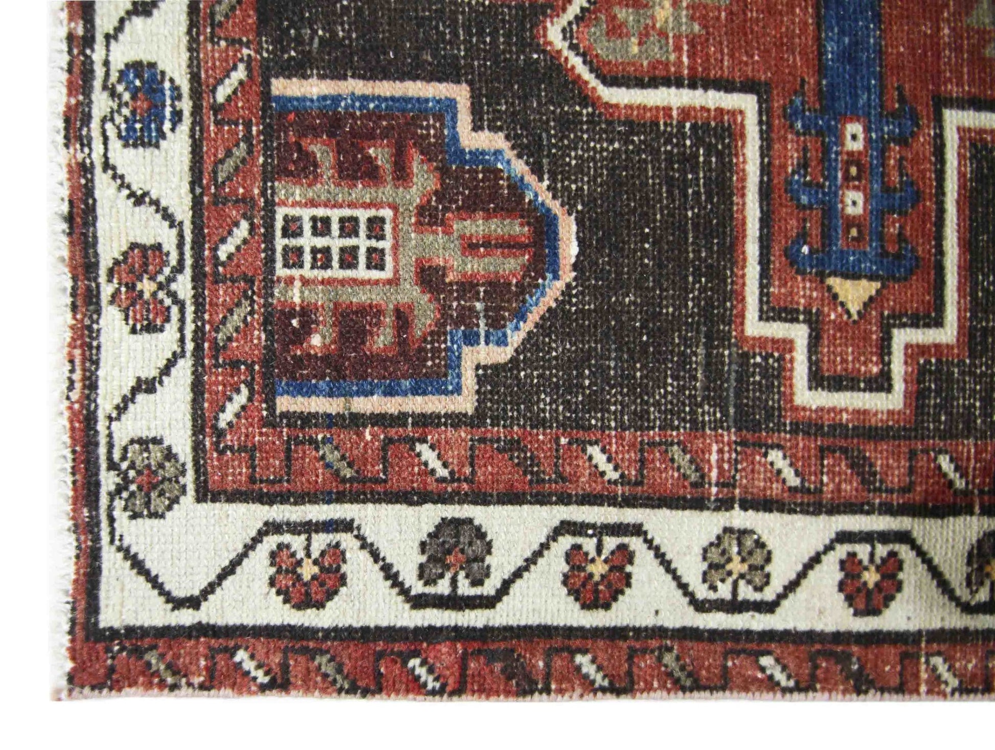 Handmade Vintage Persian Rug | 137 x 93 cm | 4'6" x 3' - Najaf Rugs & Textile