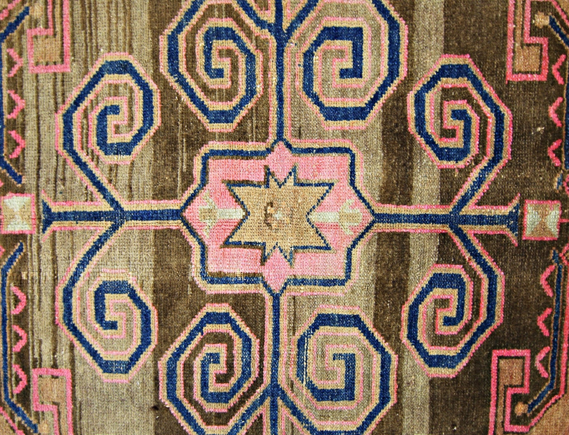 Handmade Vintage Persian Rug | 184 x 125 cm | 6' x 4'1" - Najaf Rugs & Textile