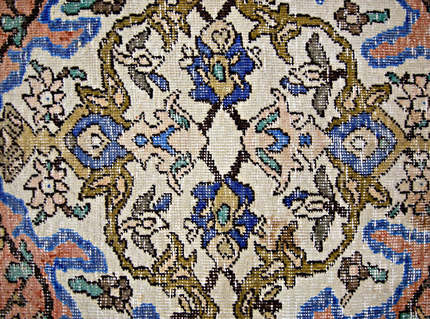 Handmade Vintage Persian Rug | 201 x 146 cm | 6'7" x 4'10" - Najaf Rugs & Textile
