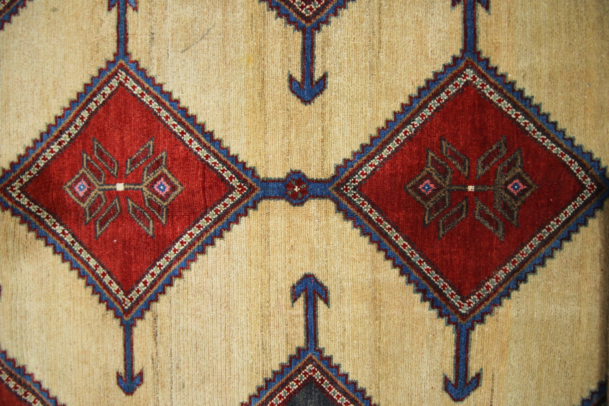 Handmade Vintage Persian Rug | 227 x 138 cm | 7'5" x 4'7" - Najaf Rugs & Textile