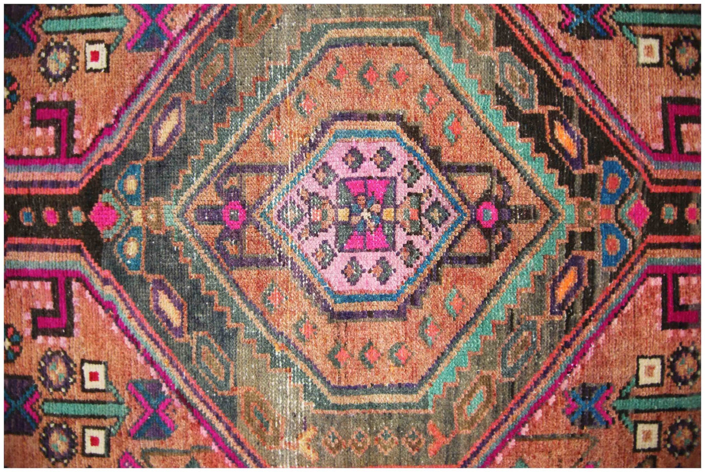 Handmade Vintage Persian Rug | 253 x 146 cm | 8'4" x 4'9" - Najaf Rugs & Textile