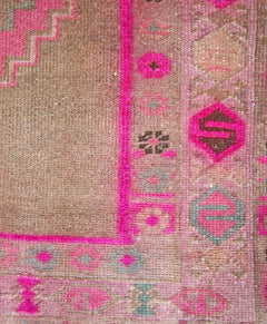 Handmade Vintage Persian Hallway Runner | 293 x 110 cm | 9'8" x 3'7" - Najaf Rugs & Textile