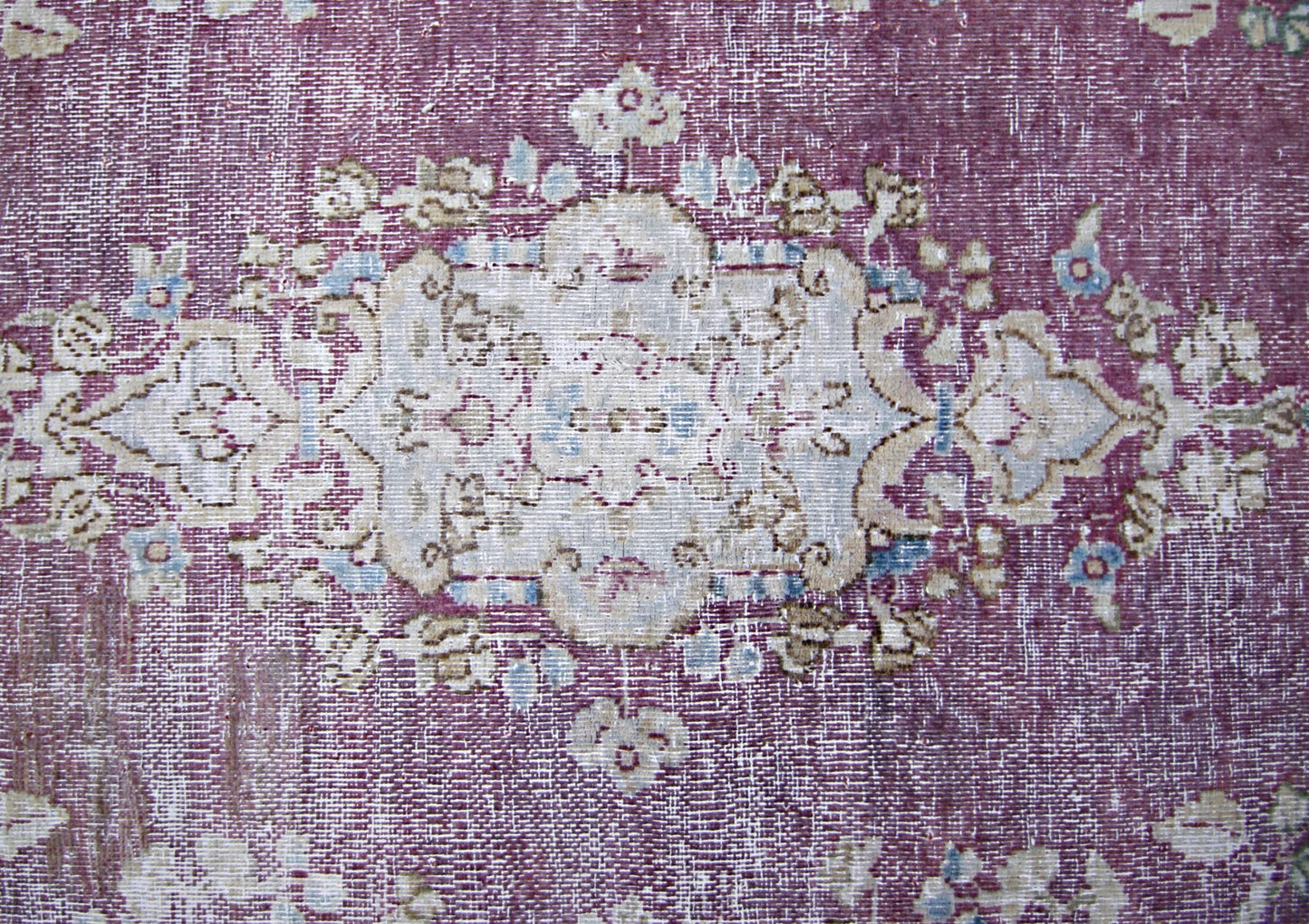 Handmade Vintage Persian Kerman Rug | 140 x 88 cm | 4'7" x 2'10" - Najaf Rugs & Textile