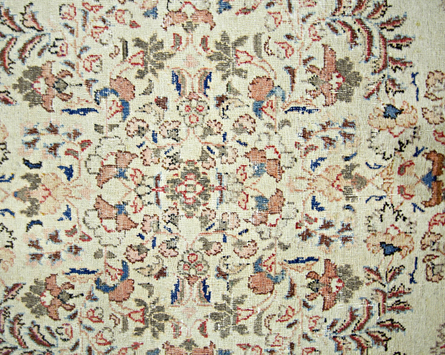Handmade Vintage Persian Kerman Rug | 199 x 137 cm | 6'6" x 4'6" - Najaf Rugs & Textile