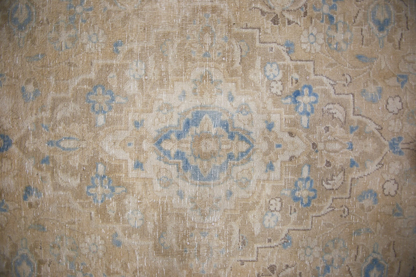 Handmade Vintage Persian Kerman Rug | 227 x 142 cm | 7'5" x 4'8" - Najaf Rugs & Textile