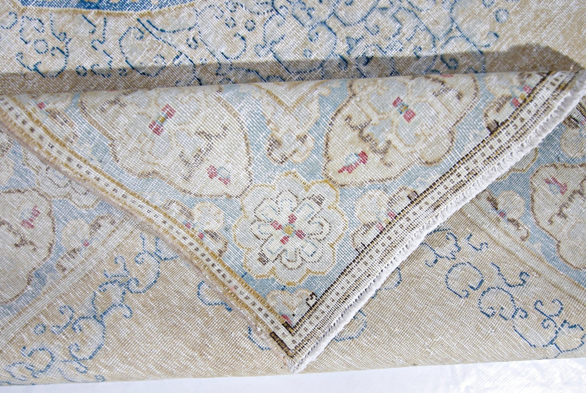Handmade Vintage Persian Kerman Rug | 265 x 177 cm | 8'8" x 5'10" - Najaf Rugs & Textile