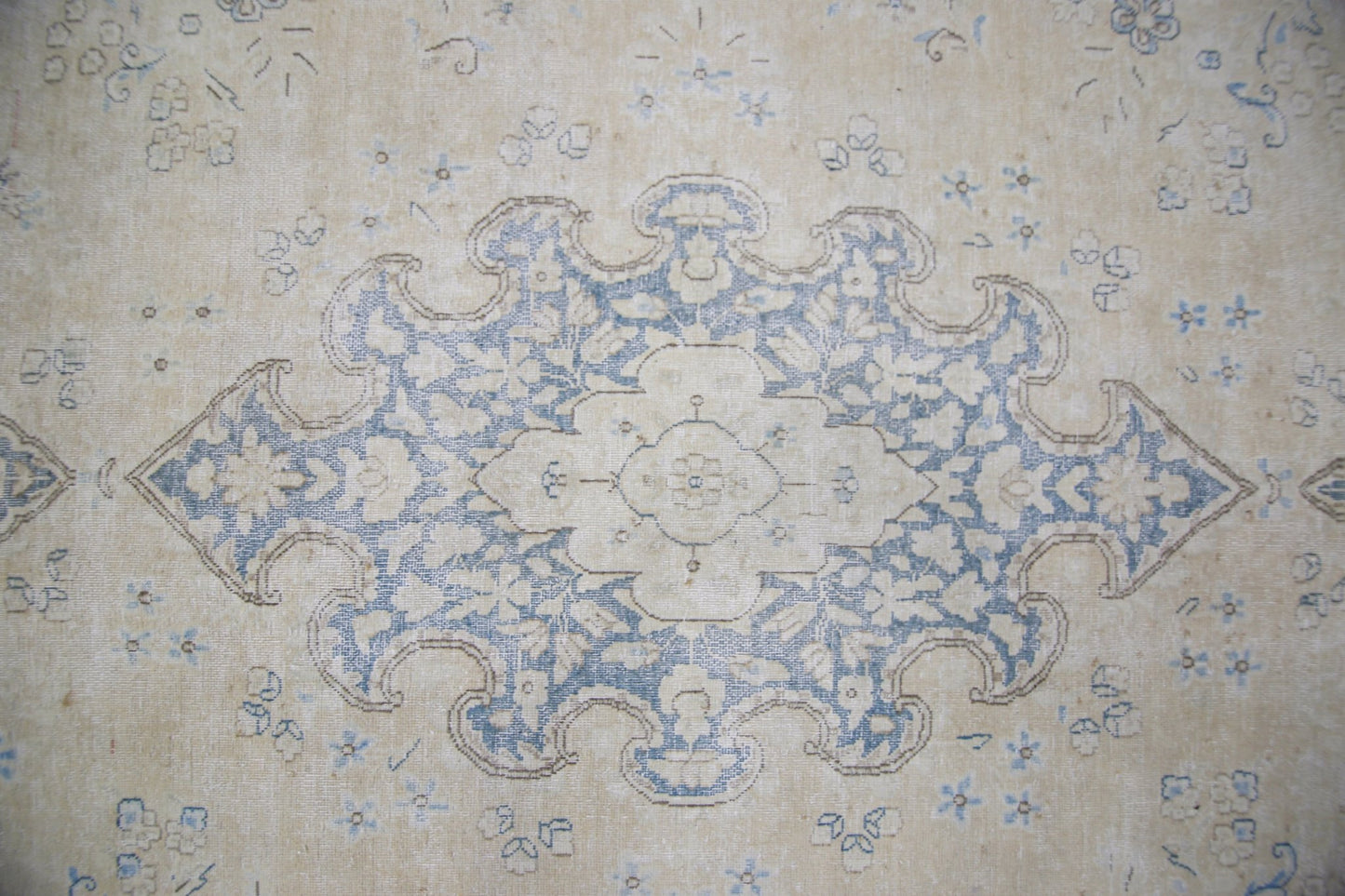 Handmade Vintage Persian Kerman Rug | 410 x 306 cm | 13'5" x 10' - Najaf Rugs & Textile