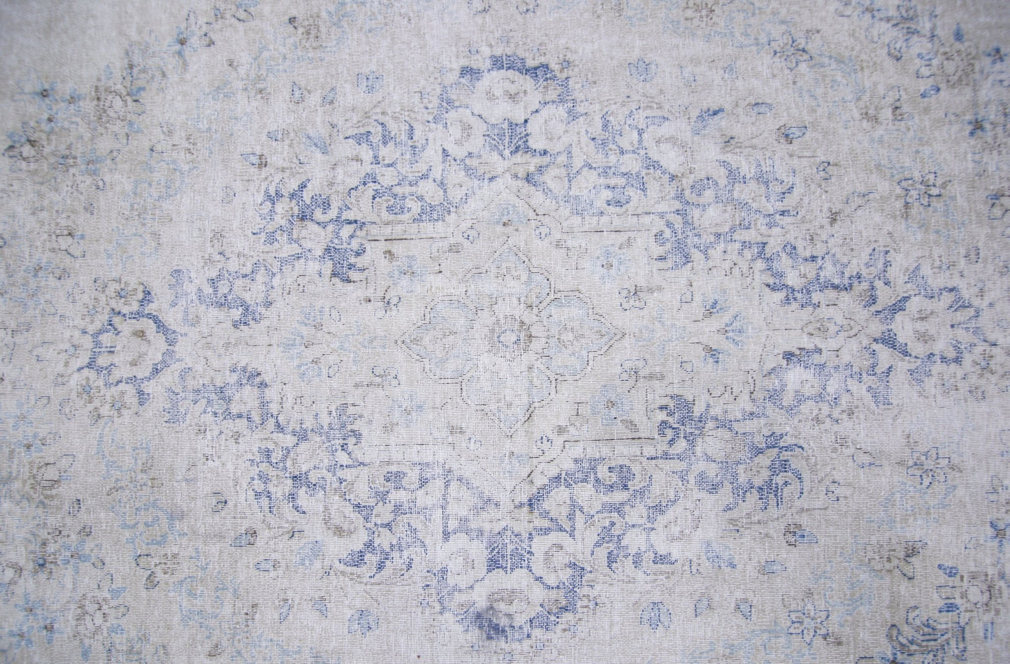 Handmade Vintage Persian Kerman Rug | 413 x 295 cm | 13'7" x 9'8" - Najaf Rugs & Textile
