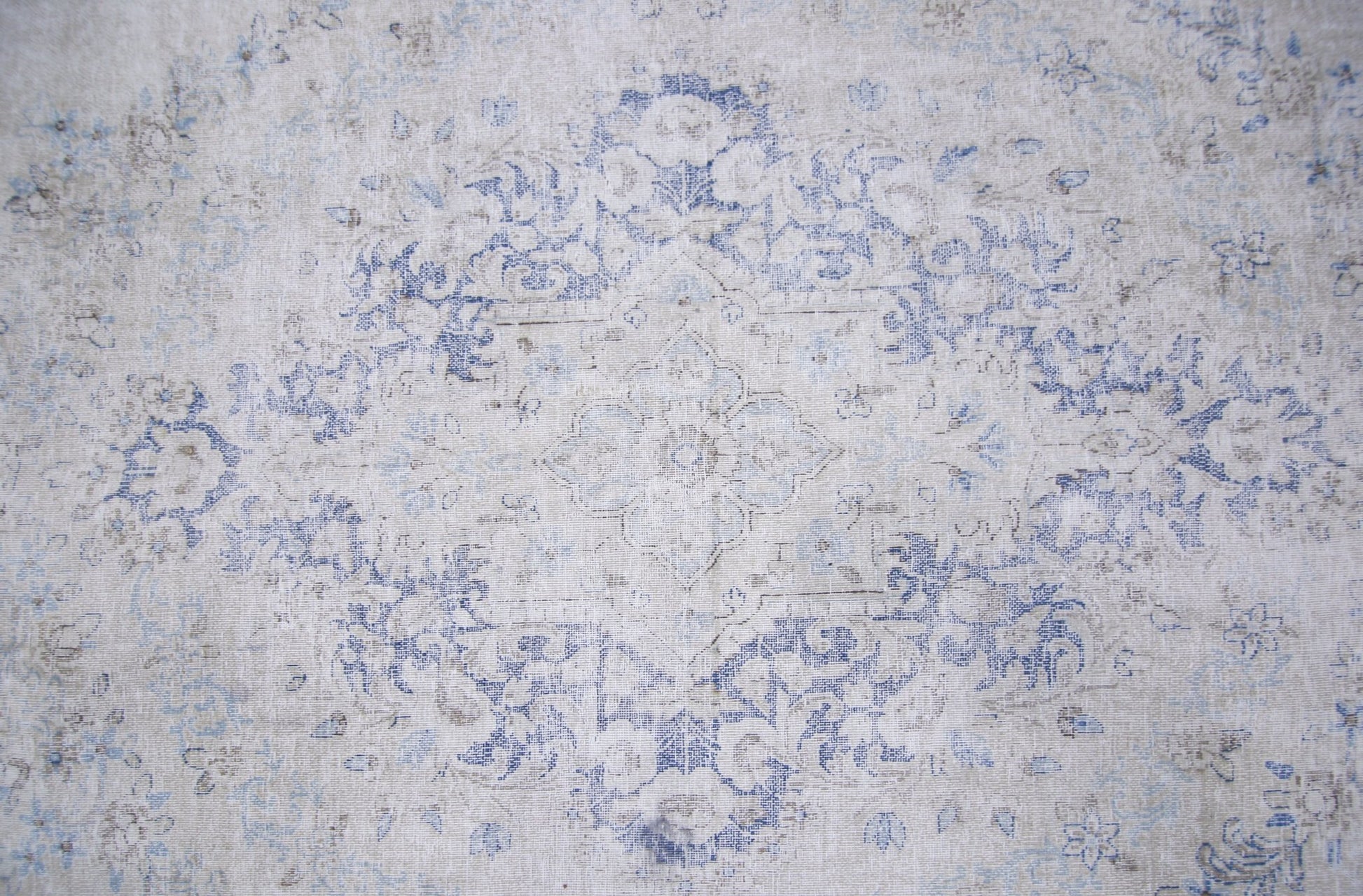 Handmade Vintage Persian Kerman Rug | 413 x 295 cm | 13'7" x 9'8" - Najaf Rugs & Textile