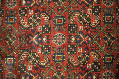 Handmade Vintage Persian Rug | 134 x 95 cm | 4'5" x 3'1" - Najaf Rugs & Textile