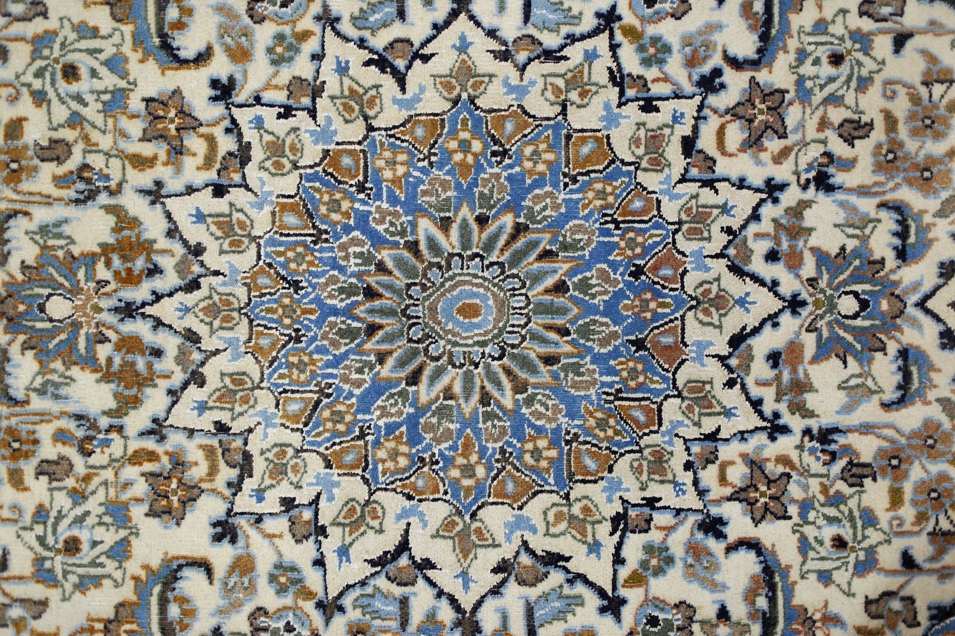 Handmade Vintage Persian Nain Rug | 181 x 115 cm | 5'11" x 3'9" - Najaf Rugs & Textile