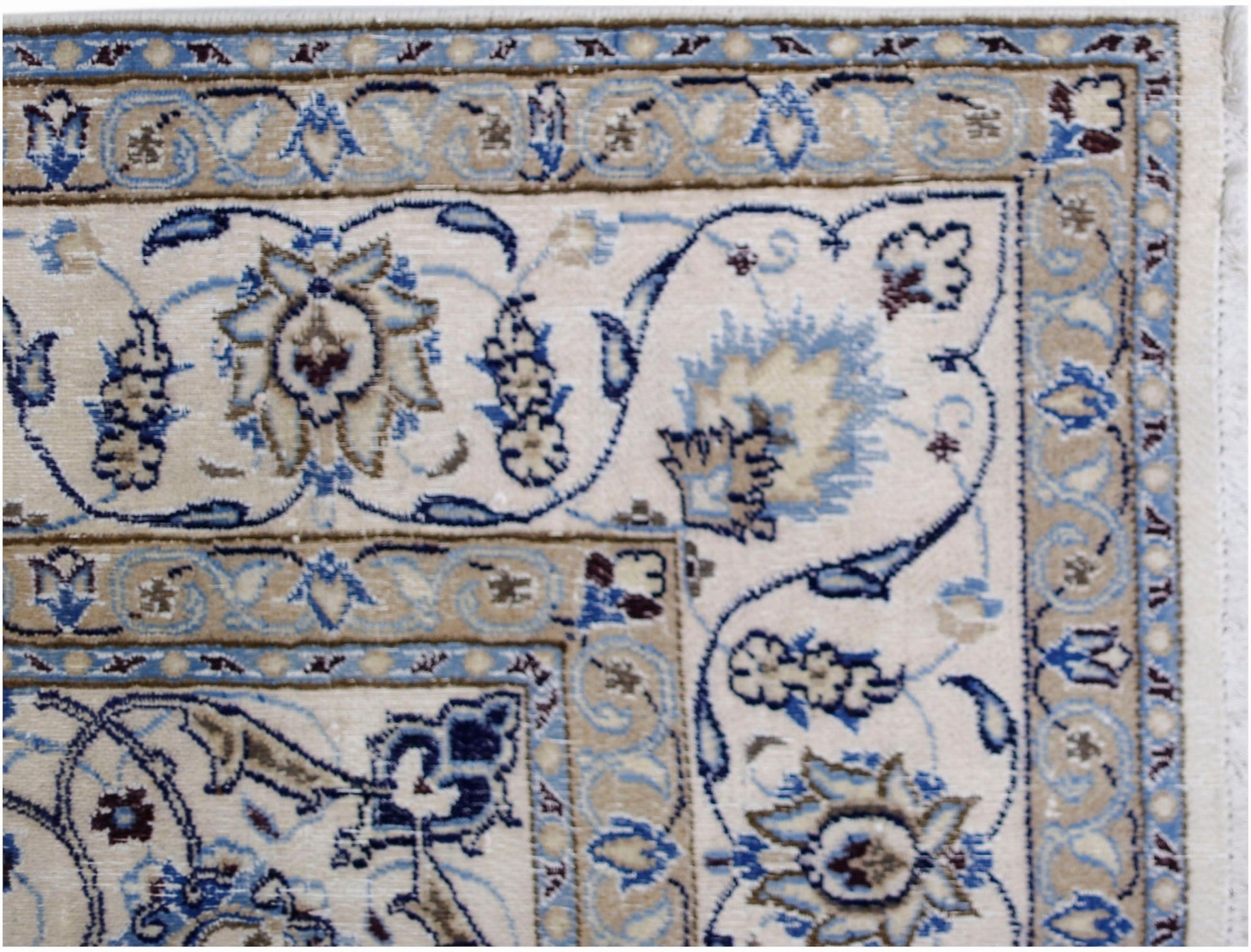 Handmade Vintage Persian Nain Rug | 252 x 191 cm | 8'3" x 6'3" - Najaf Rugs & Textile