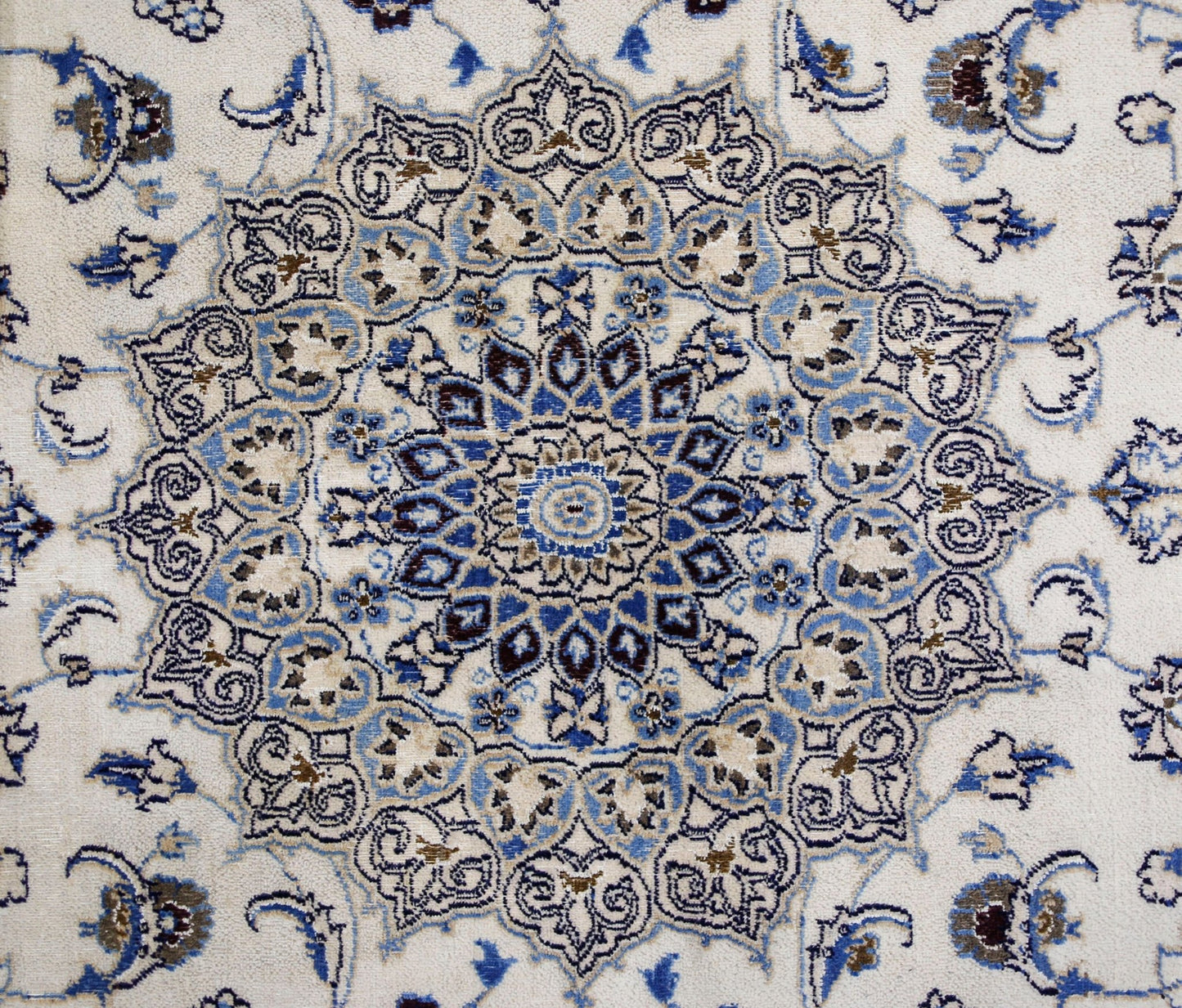 Handmade Vintage Persian Nain Rug | 252 x 191 cm | 8'3" x 6'3" - Najaf Rugs & Textile