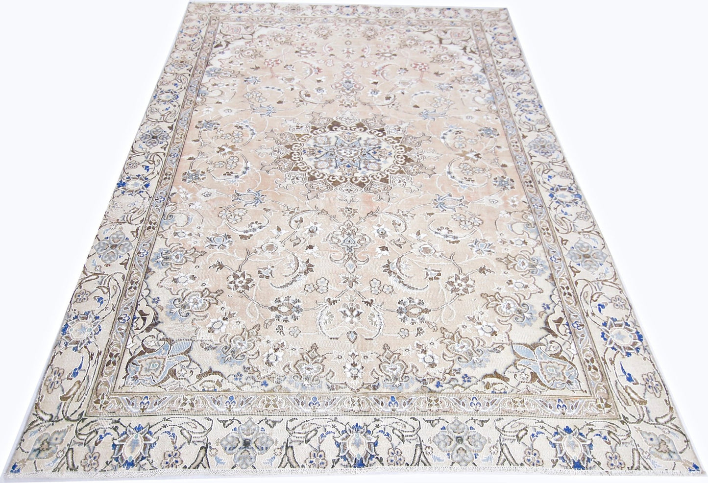 Handmade Vintage Persian Nain Rug | 255 x 171 cm | 8'4" x 5'7" - Najaf Rugs & Textile