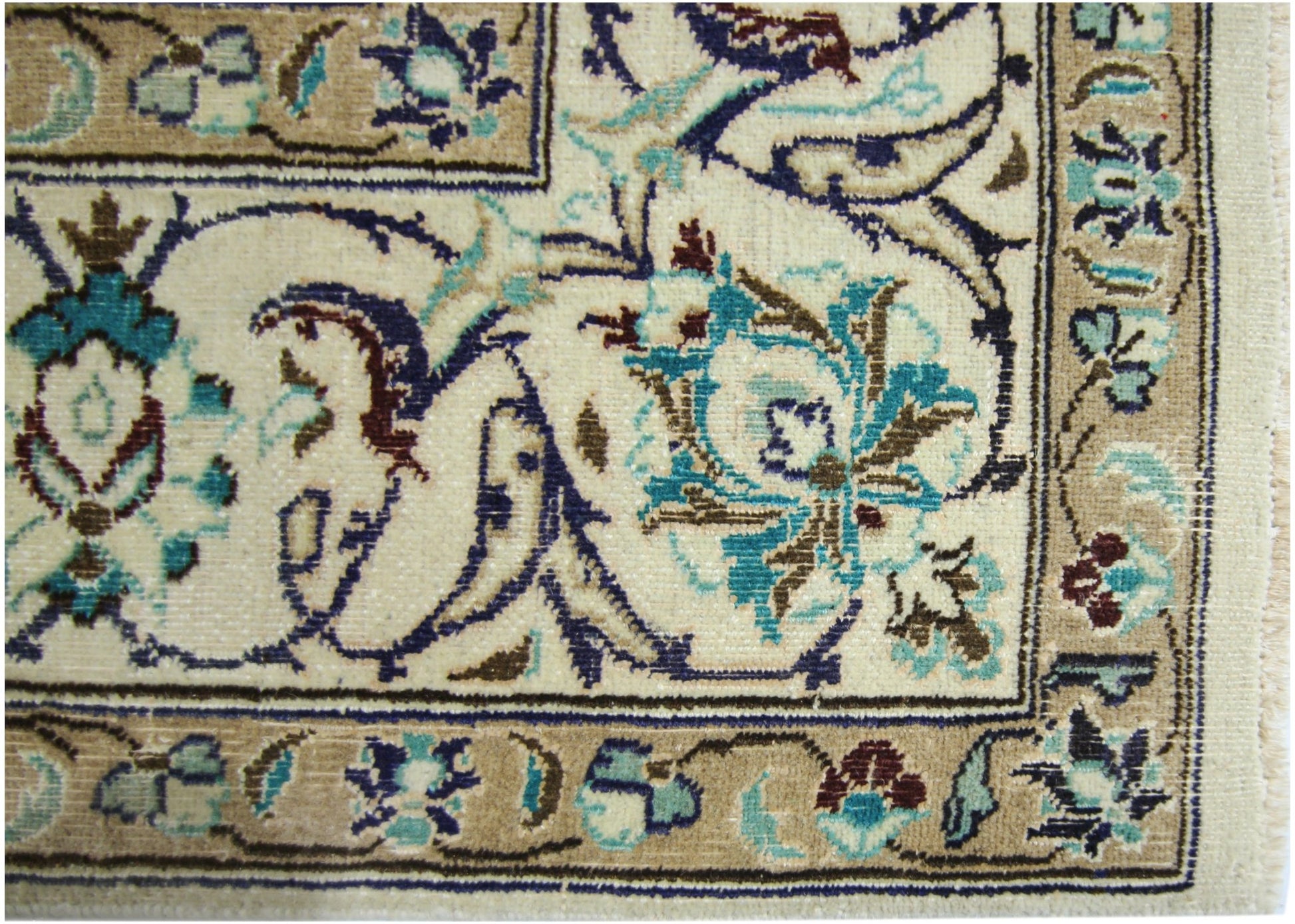 Handmade Vintage Persian Nain Rug | 276 x 191 cm | 9'1" x 6'3" - Najaf Rugs & Textile