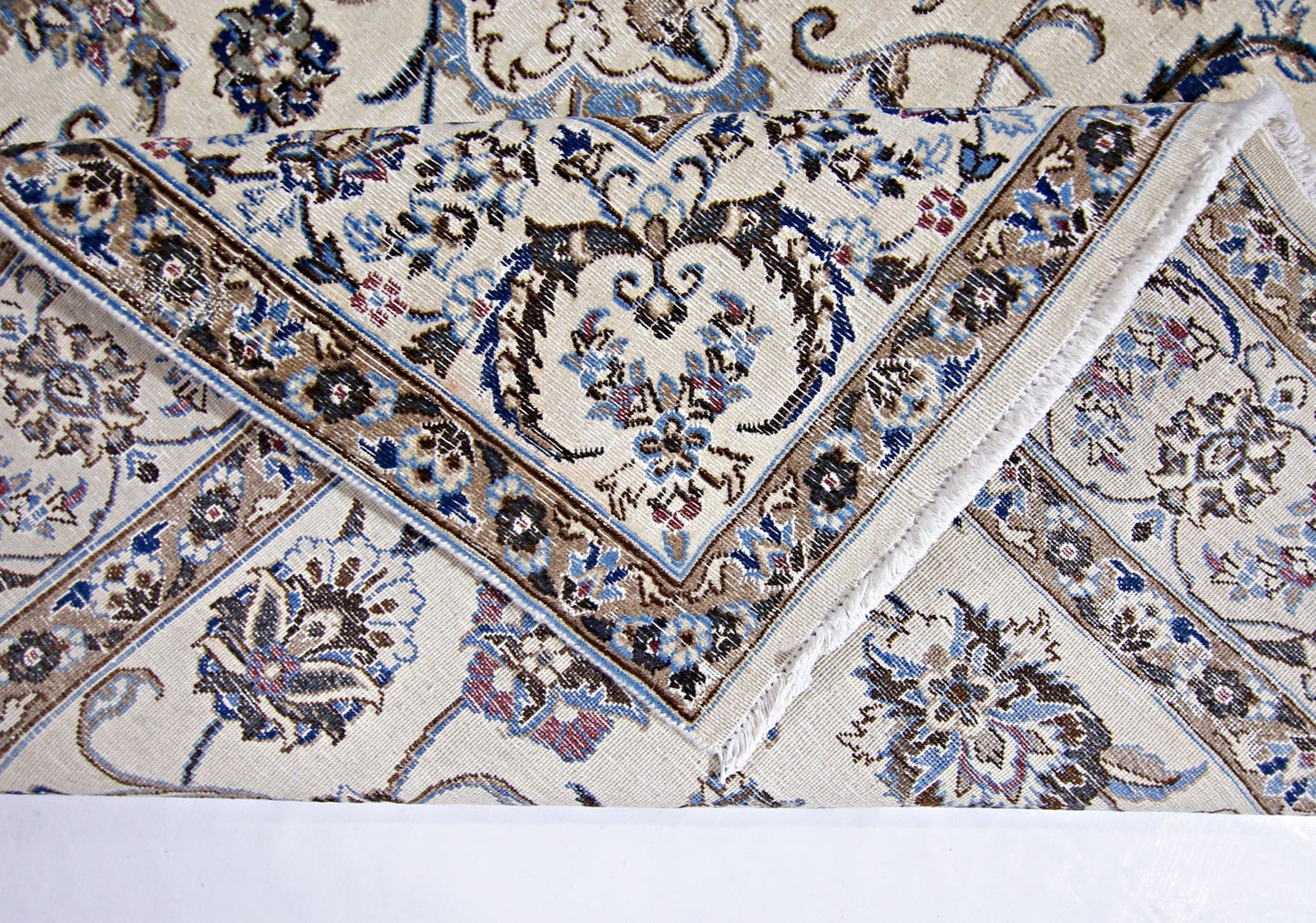 Handmade Vintage Persian Nain Rug | 290 x 191 cm | 9'6" x 6'3" - Najaf Rugs & Textile