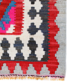 Handmade Vintage Persian Qashqai Kilim | 305 x 169 cm | 10' x 5'6" - Najaf Rugs & Textile