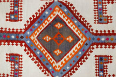 Handmade Vintage Persian Ghasghai Kilim | 306 x 164 cm | 10'1" x 5'5" - Najaf Rugs & Textile