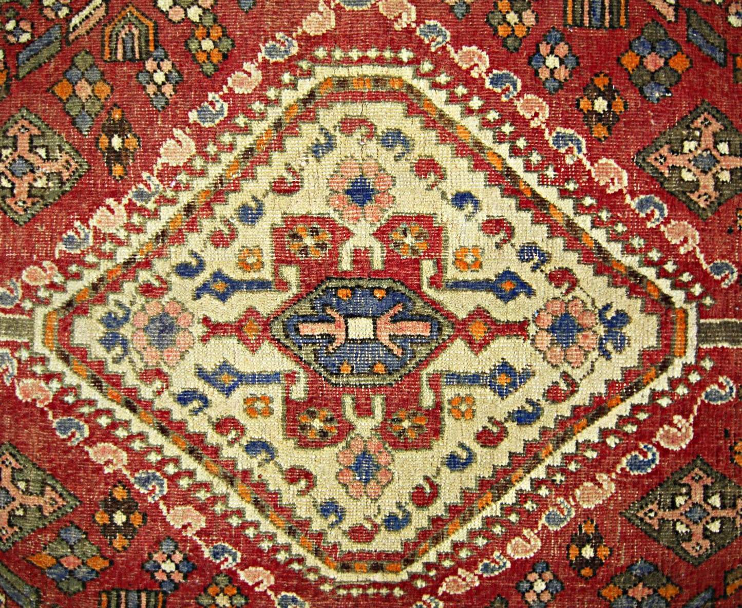Handmade Vintage Persian Ghashghai Rug | 166 x 118 cm | 5'5" x 3'10" - Najaf Rugs & Textile