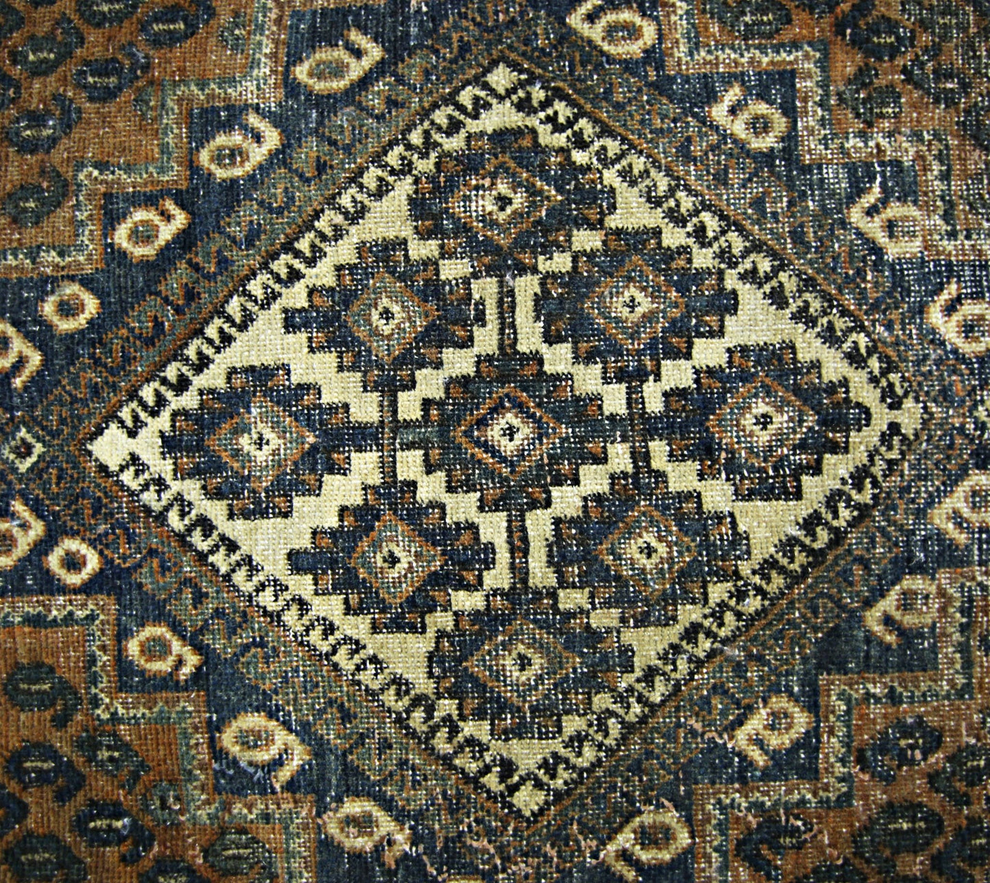 Handmade Vintage Persian Rug | 200 x 147 cm | 6'7" x 4'10" - Najaf Rugs & Textile