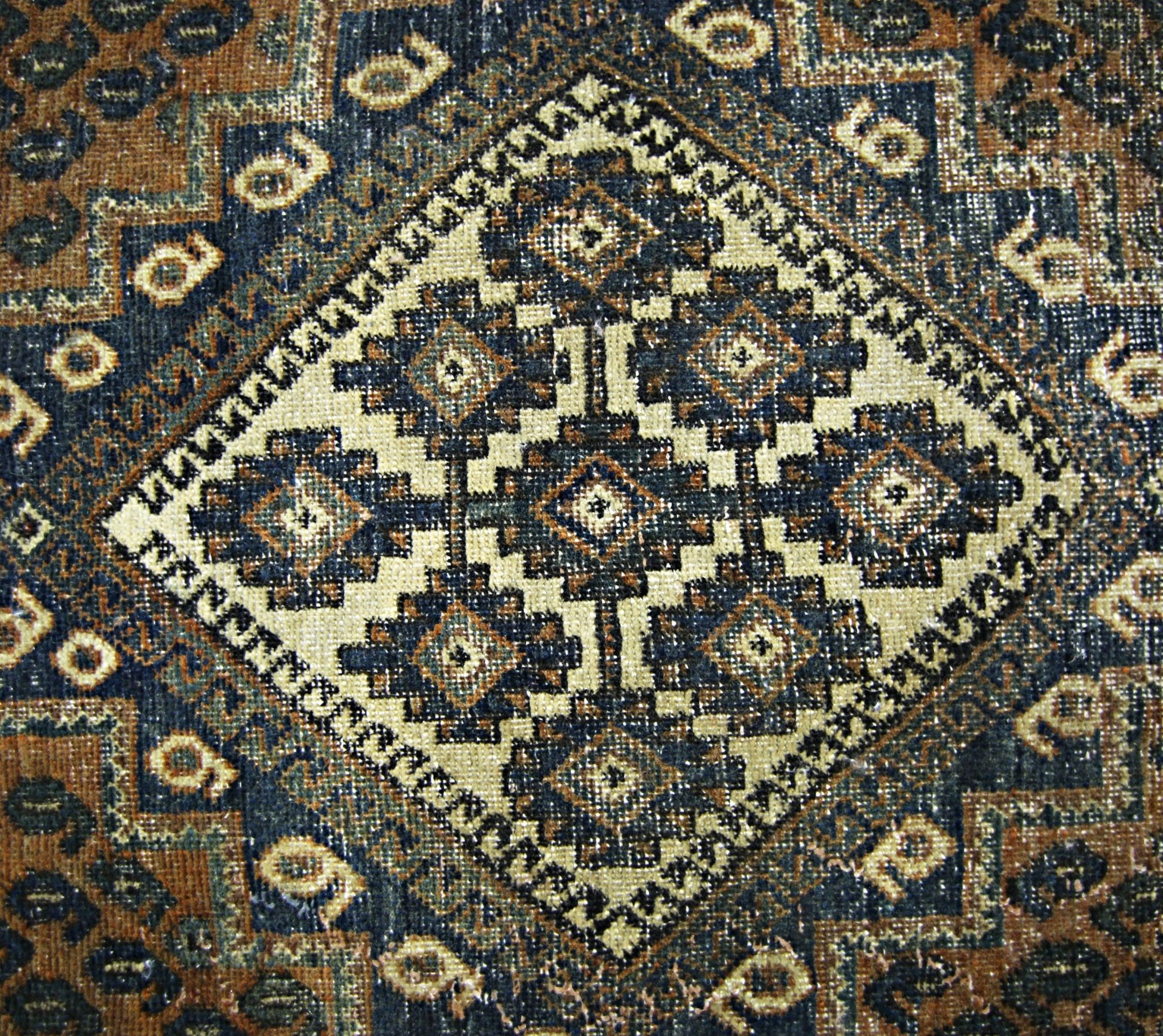 Handmade Vintage Persian Rug | 200 x 147 cm | 6'7" x 4'10" - Najaf Rugs & Textile