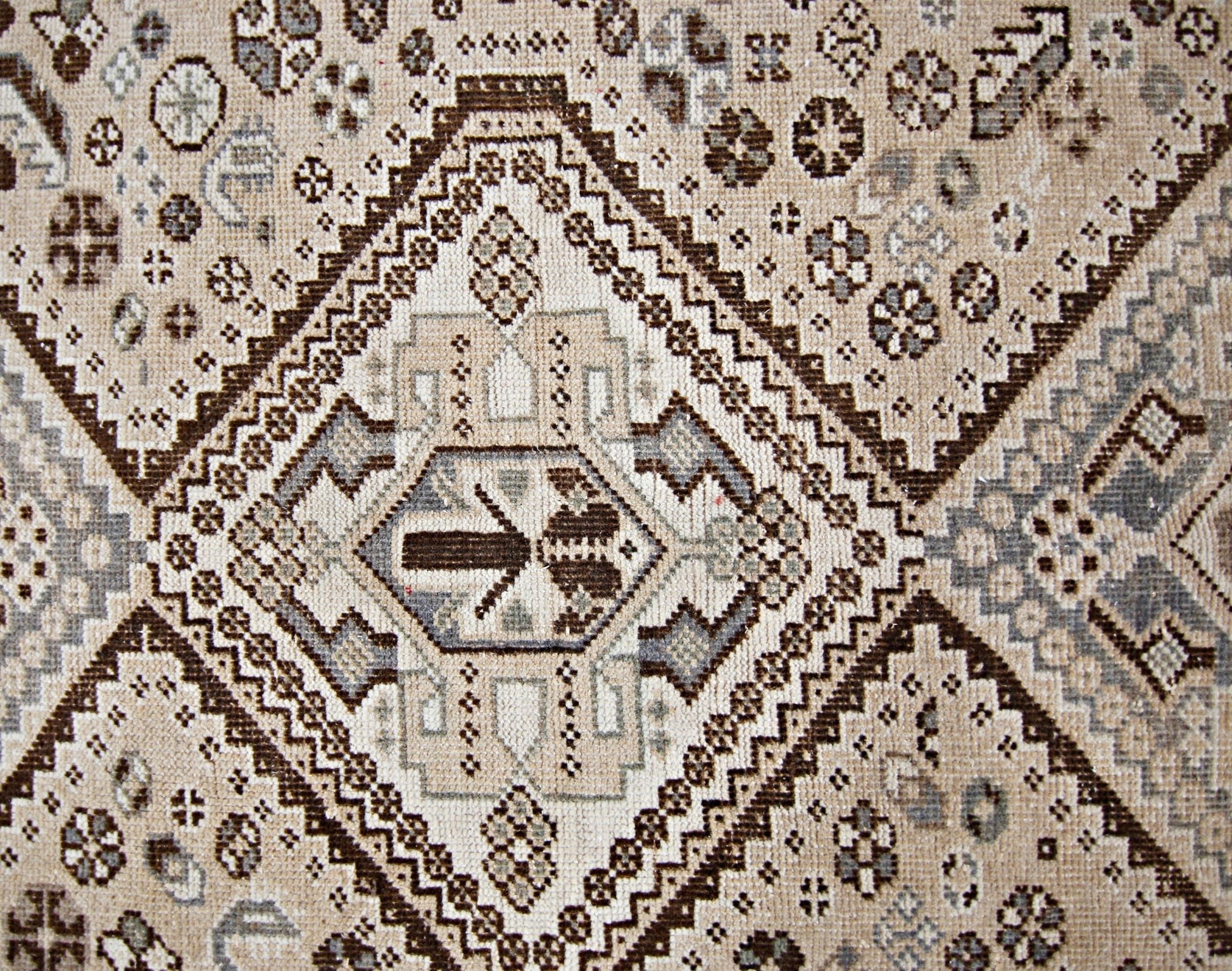 Handmade Vintage Persian Ghashghai Rug | 303 x 142 cm | 10' x 4'8" - Najaf Rugs & Textile