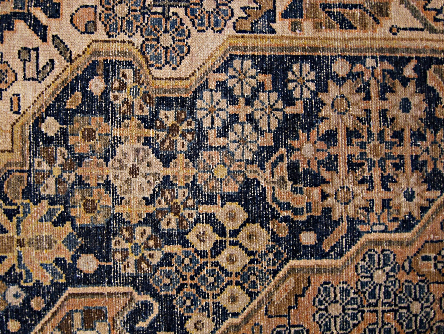 Handmade Vintage Persian Rug | 120 x 79 cm | 4' x 2'7" - Najaf Rugs & Textile