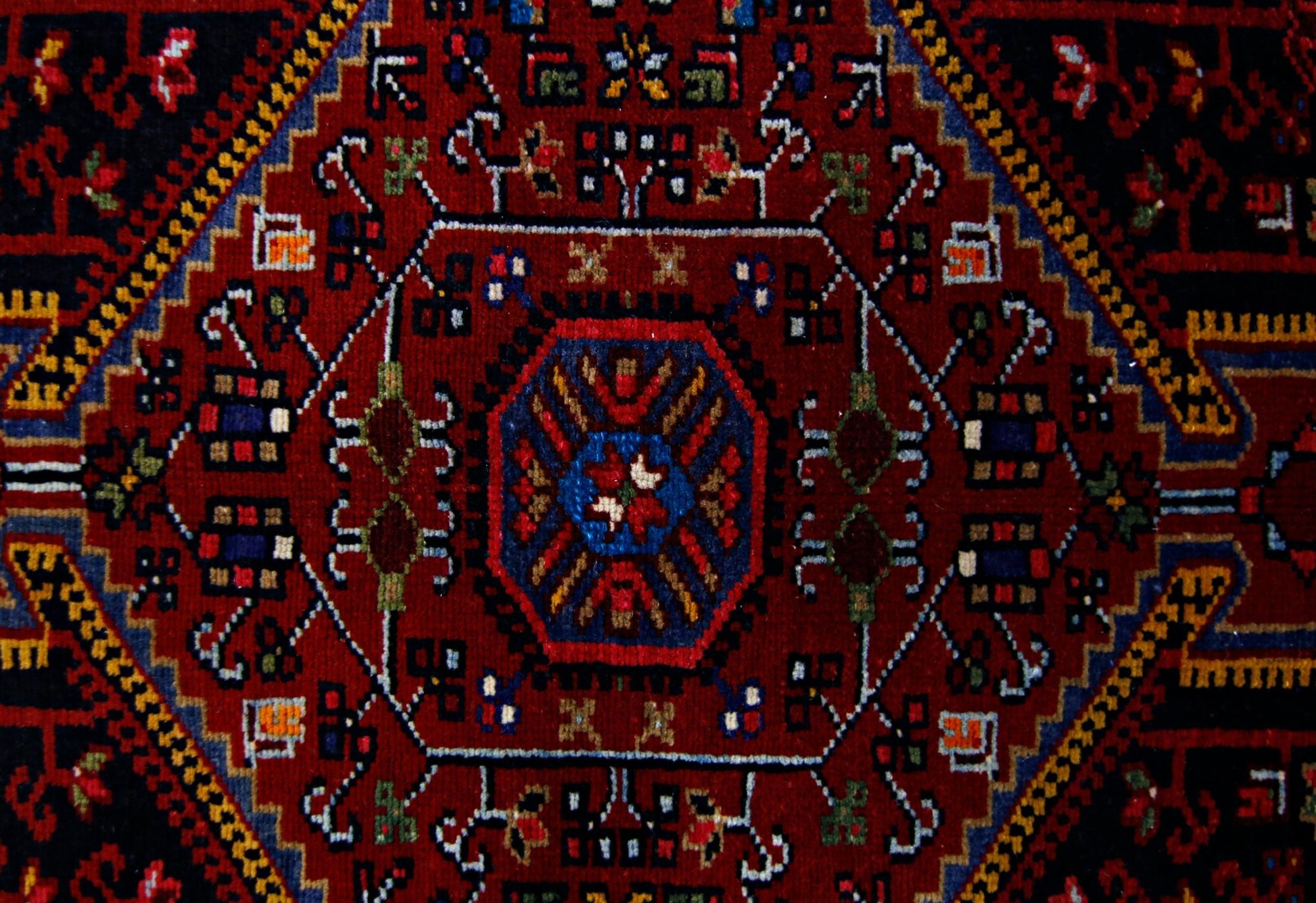 Handmade Vintage Persian Rug | 133 x 84 cm | 4'4" x 2'9" - Najaf Rugs & Textile