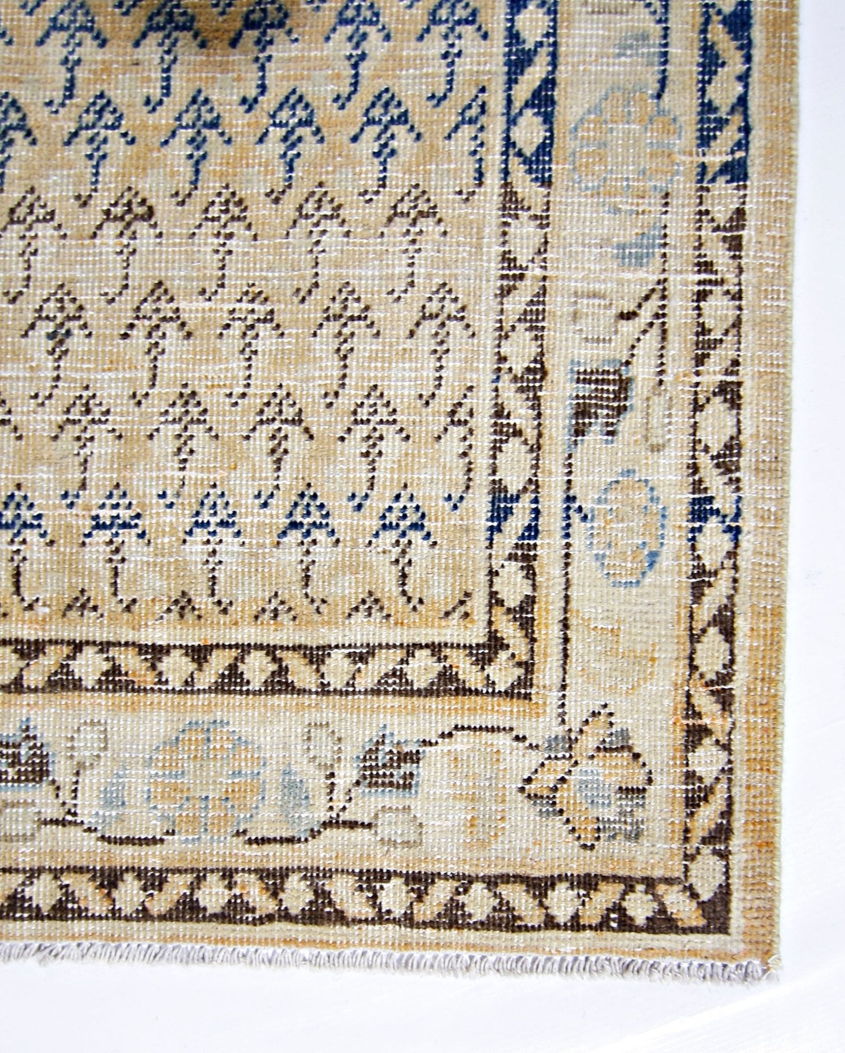 Handmade Vintage Persian Rug | 283 x 132 cm | 9'3" x 4'4" - Najaf Rugs & Textile