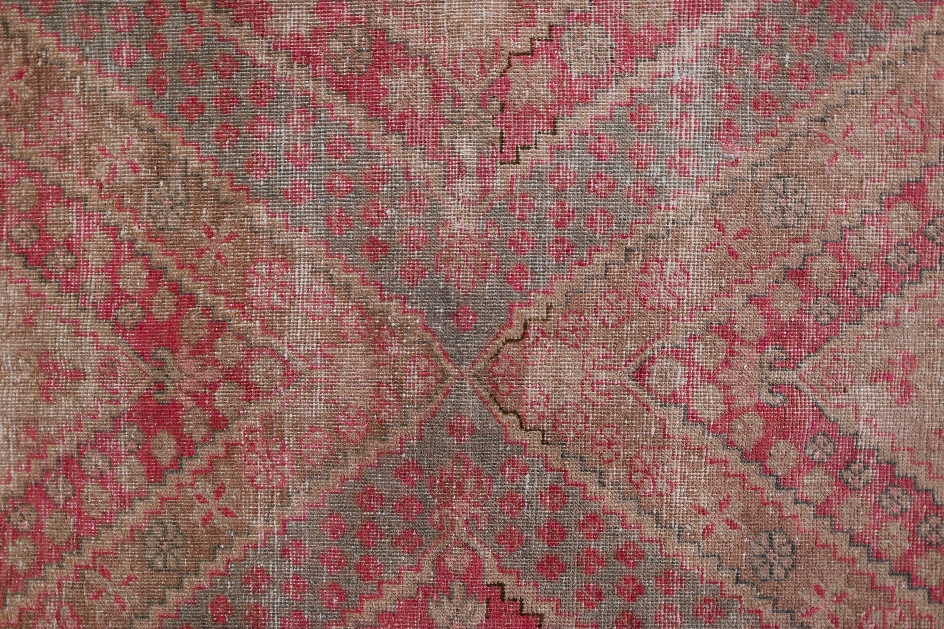 Handmade Vintage Persian Rug | 293 x 161 cm | 9'7" x 5'3" - Najaf Rugs & Textile