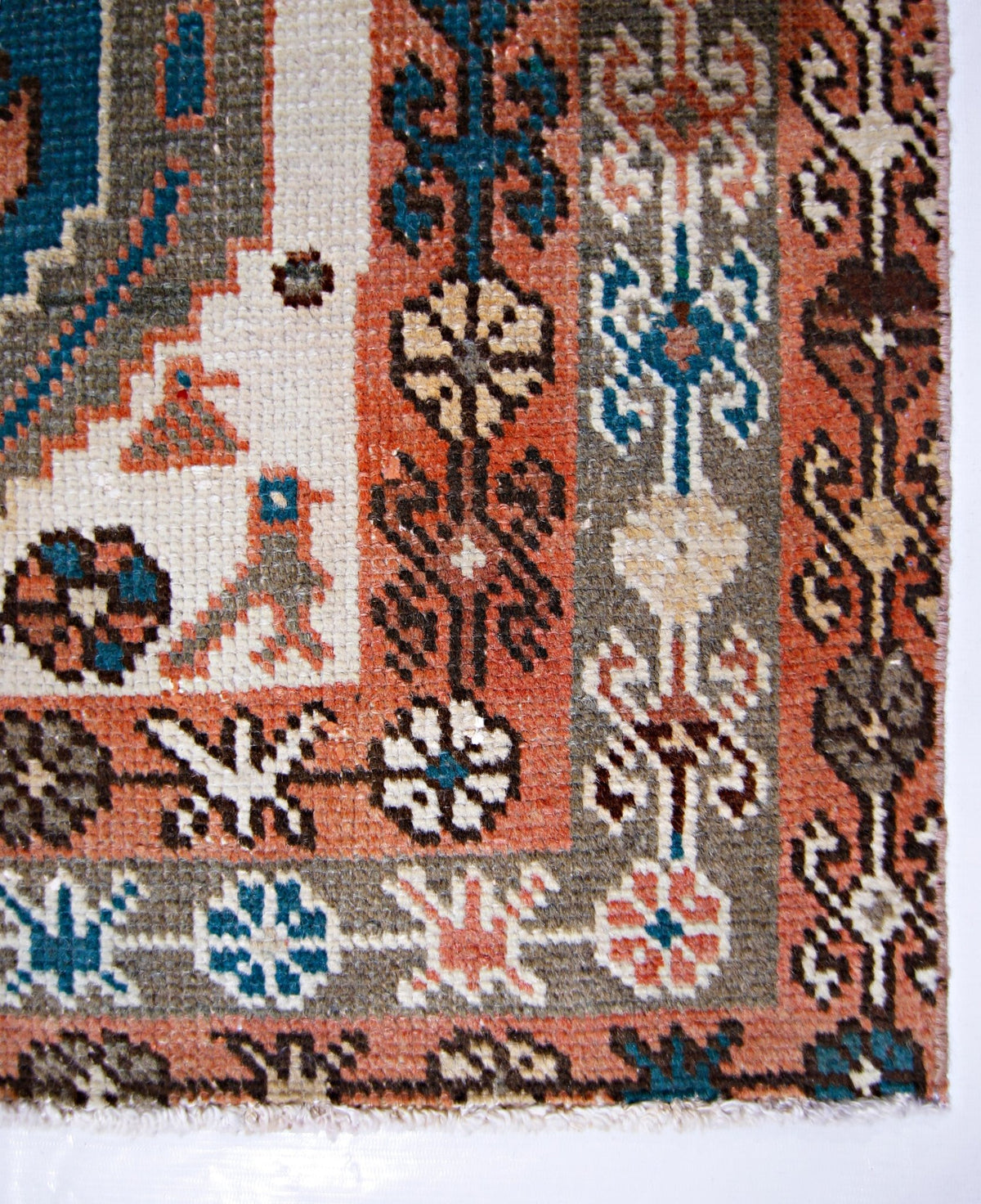 Handmade Vintage Persian Rug | 297 x 156 cm | 9'9" x 5'1" - Najaf Rugs & Textile