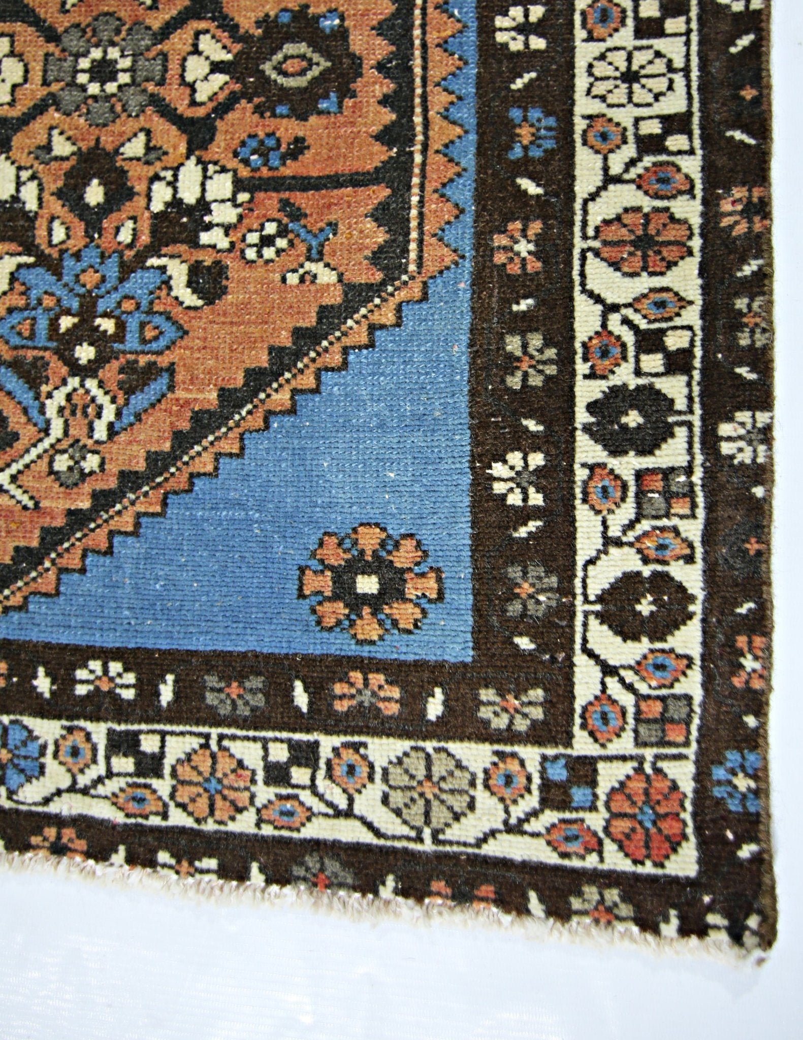 Handmade Vintage Persian Rug | 146 x 105 cm | 4'9" x 3'5" - Najaf Rugs & Textile