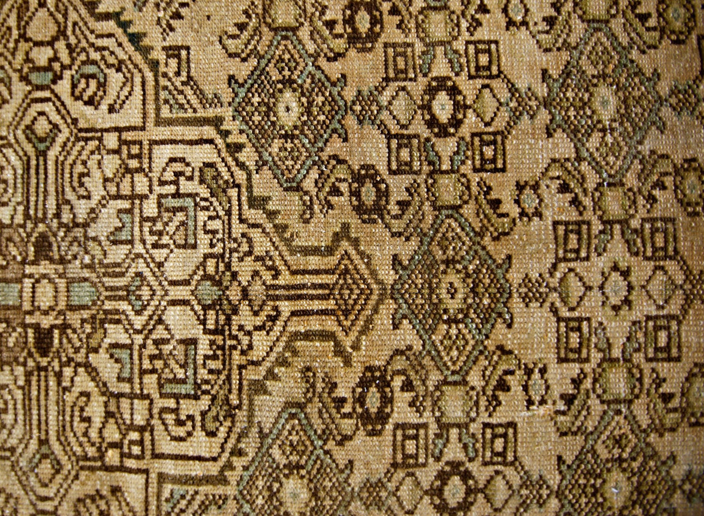 Handmade Vintage Persian Rug | 223 x 155 cm | 7'4" x 5'1" - Najaf Rugs & Textile