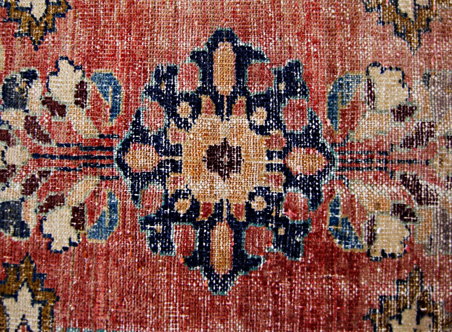 Handmade Vintage Persian Rug | 125 x 71 cm | 4'1" x 2'4" - Najaf Rugs & Textile