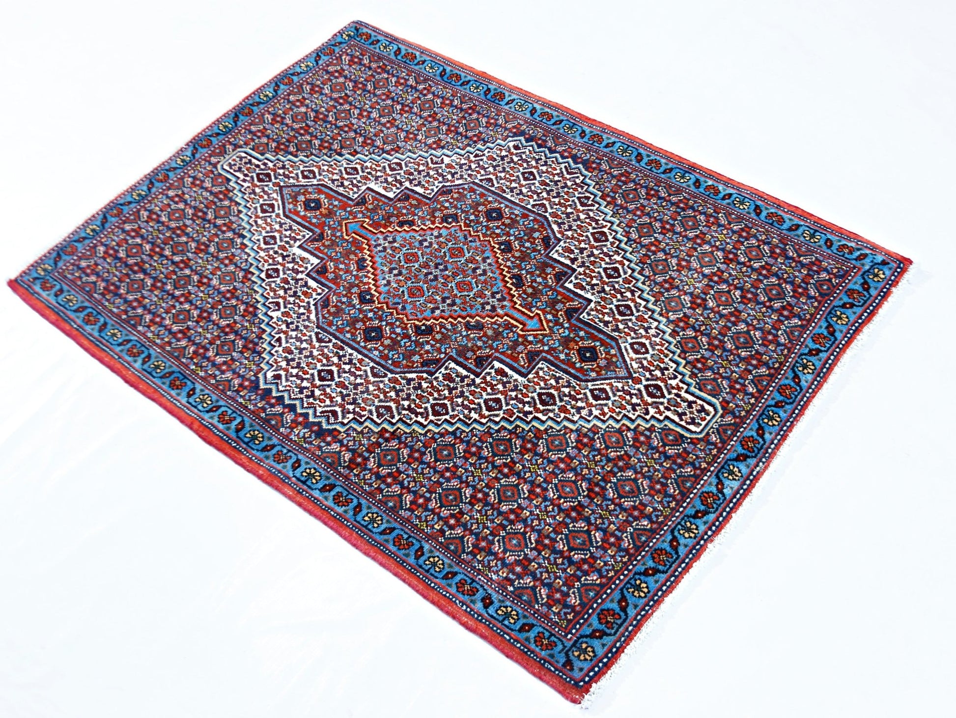 Handmade Vintage Persian Sanandaj Rug | 108 x 80 cm | 3'7" x 2'8" - Najaf Rugs & Textile
