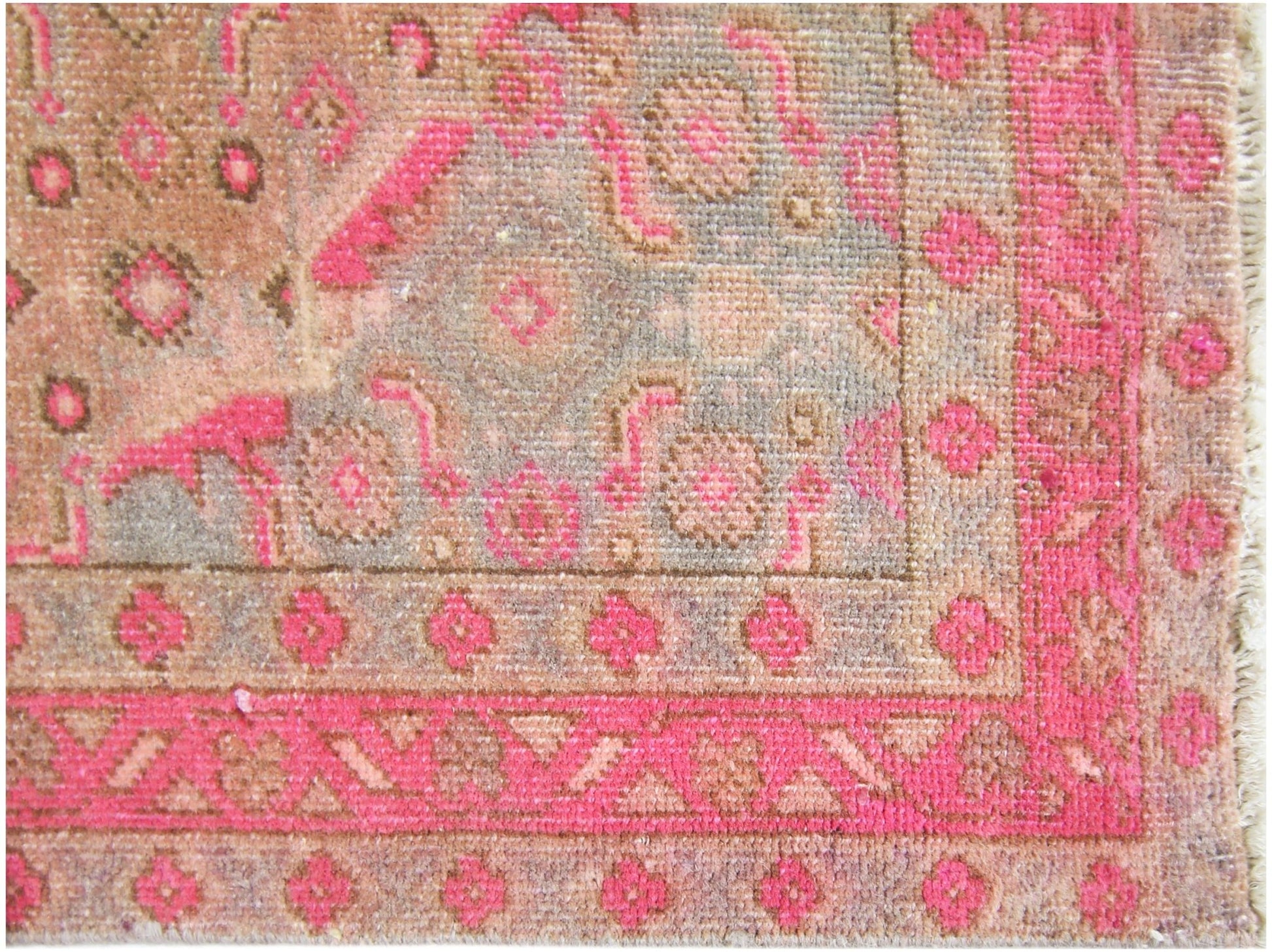 Handmade Vintage Persian Rug | 282 x 146 cm | 9'3" x 4'10" - Najaf Rugs & Textile