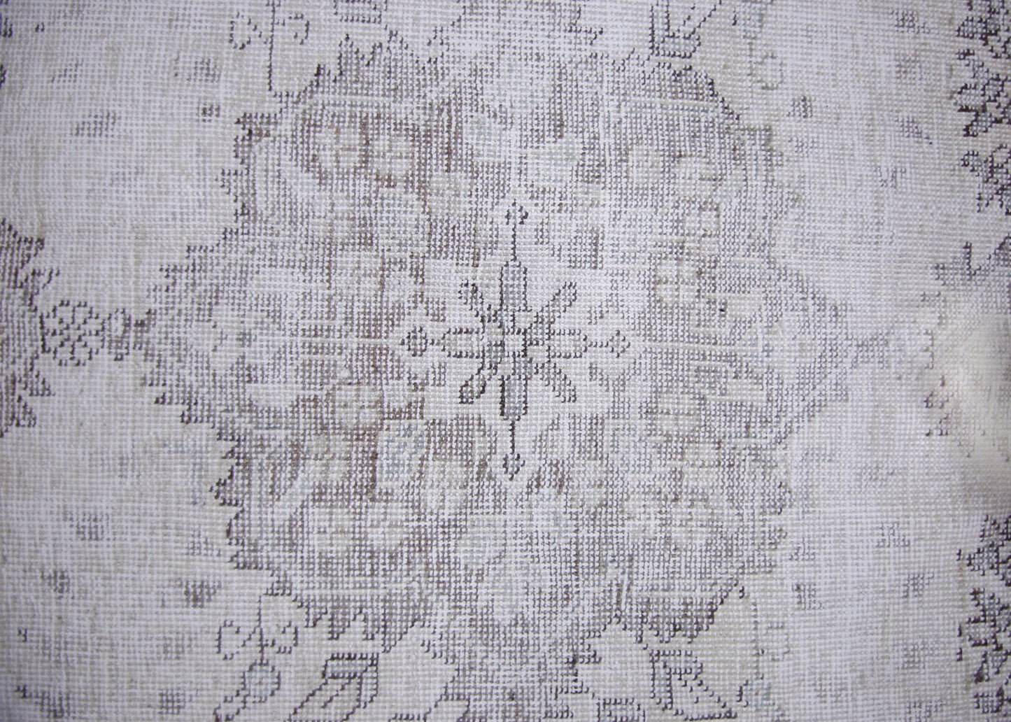 Handmade Vintage Persian Tabriz Rug | 122 x 92 cm | 4' x 3' - Najaf Rugs & Textile