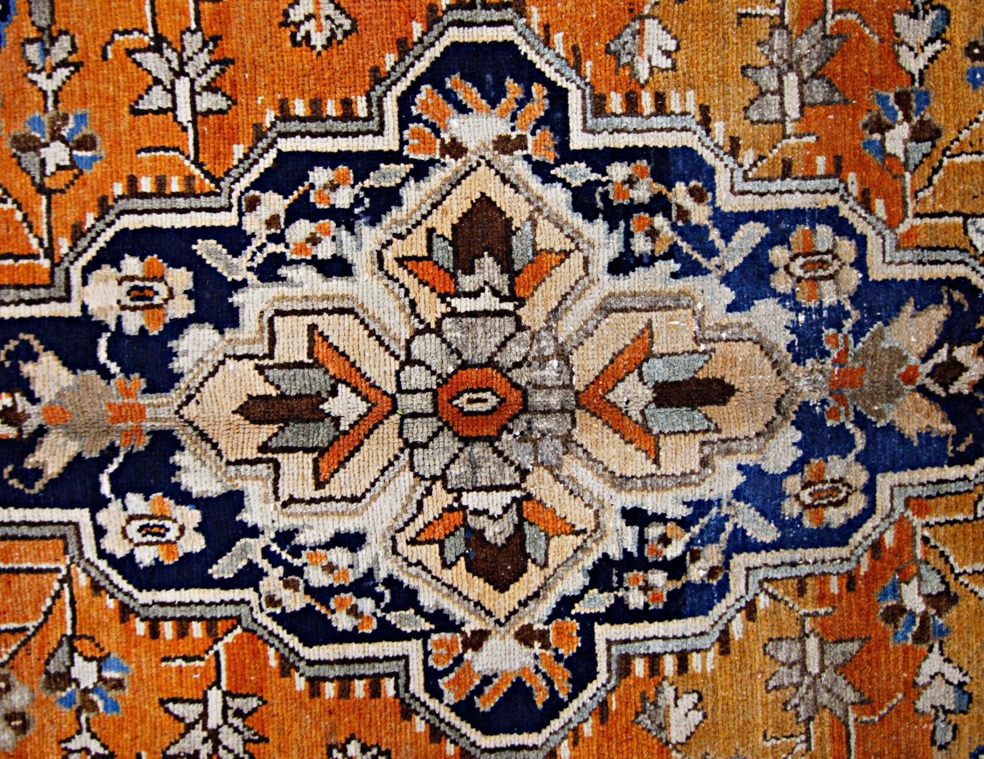 Handmade Vintage Persian Tabriz Rug | 225 x 137 cm | 7'5" x 4'6" - Najaf Rugs & Textile