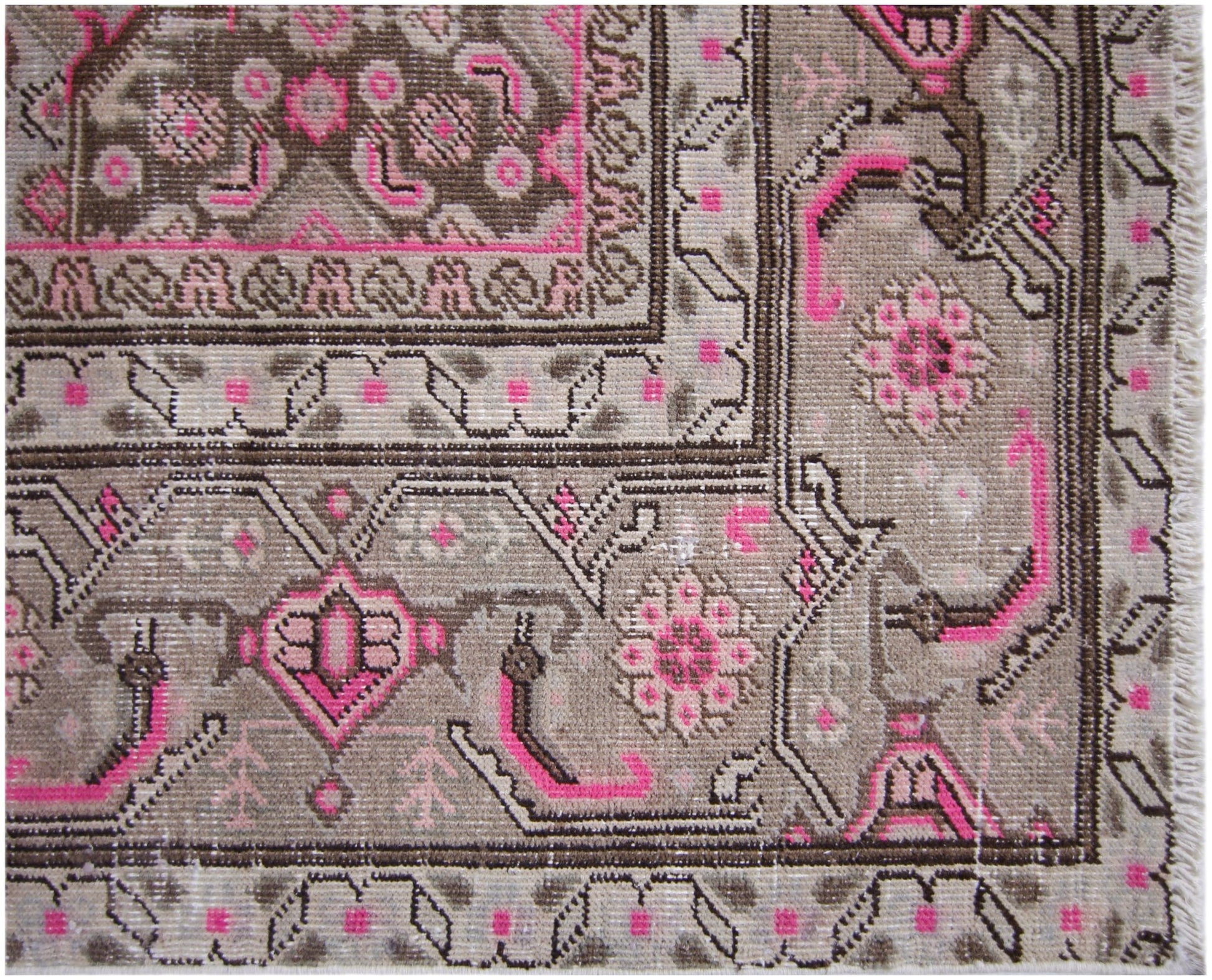Handmade Vintage Persian Tabriz Rug | 260 x 180 cm | 8'6" x 5'11" - Najaf Rugs & Textile