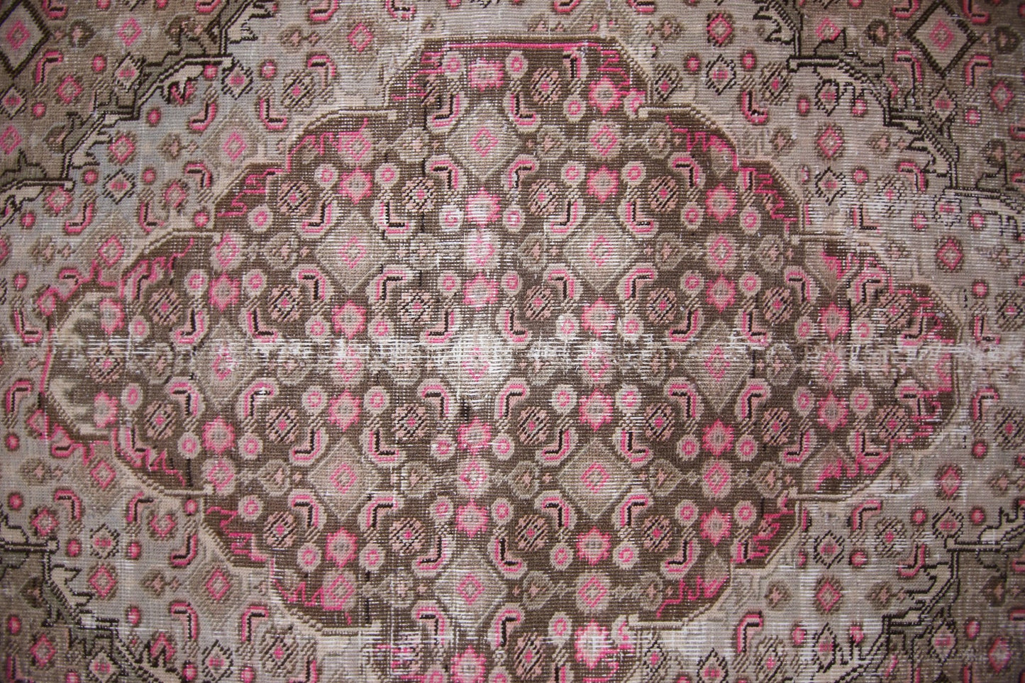 Handmade Vintage Persian Tabriz Rug | 260 x 180 cm | 8'6" x 5'11" - Najaf Rugs & Textile