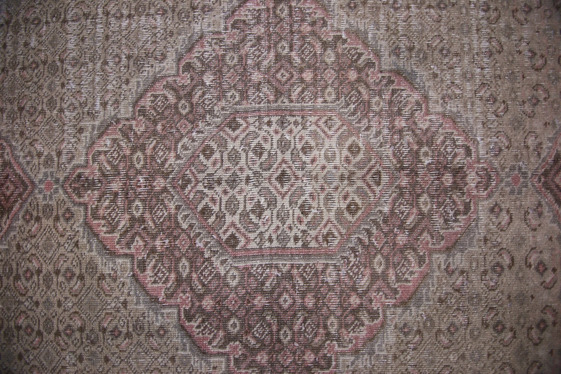 Handmade Vintage Persian Tabriz Rug | 261 x 177 cm | 8'7" x 5'10" - Najaf Rugs & Textile