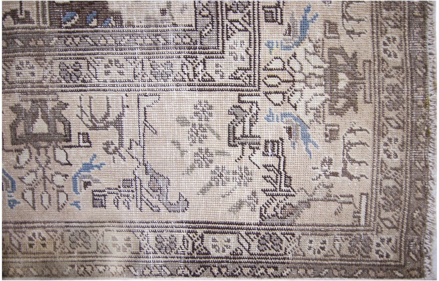 Handmade Vintage Persian Tabriz Rug | 269 x 181 cm | 8'10" x 5'11" - Najaf Rugs & Textile
