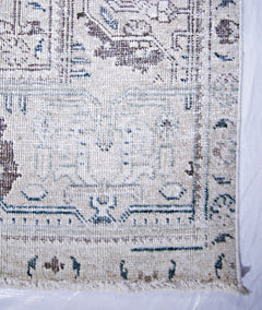 Handmade Vintage Persian Tabriz Rug | 269 x 196 cm | 8'10" x 6'5" - Najaf Rugs & Textile