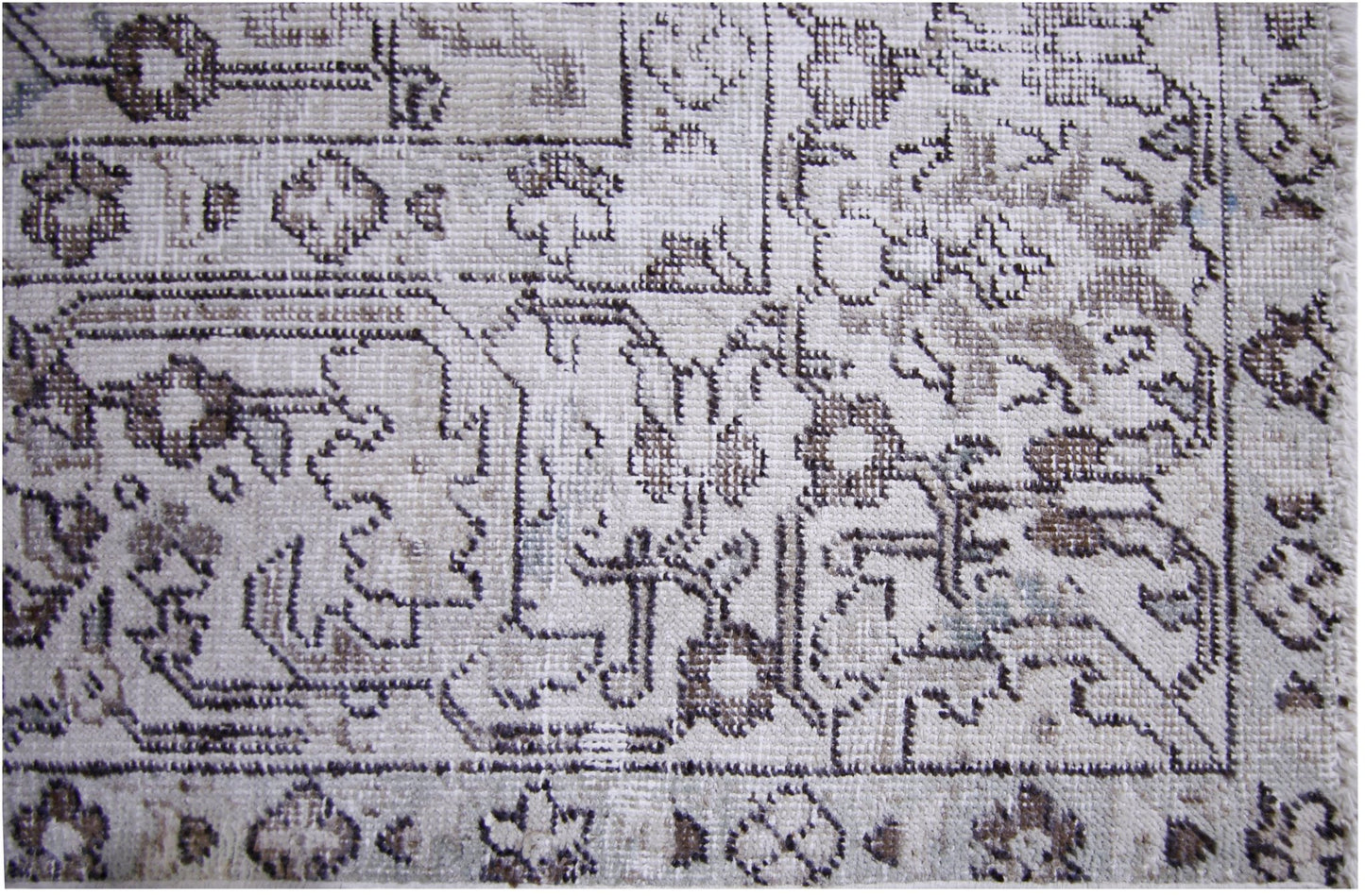 Handmade Vintage Persian Tabriz Rug | 310 x 194 cm | 10'2" x 6'4" - Najaf Rugs & Textile