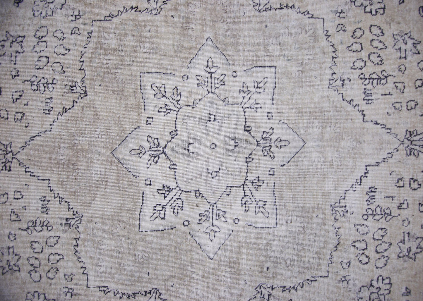Handmade Vintage Persian Tabriz Rug | 333 x 243 cm | 10'11" x 8' - Najaf Rugs & Textile