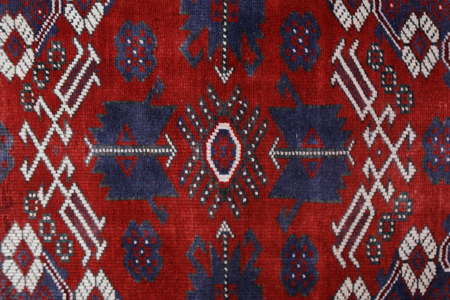 Handmade Vintage Turkish Rug | 143 x 104 cm | 4'8" x 3'2" - Najaf Rugs & Textile