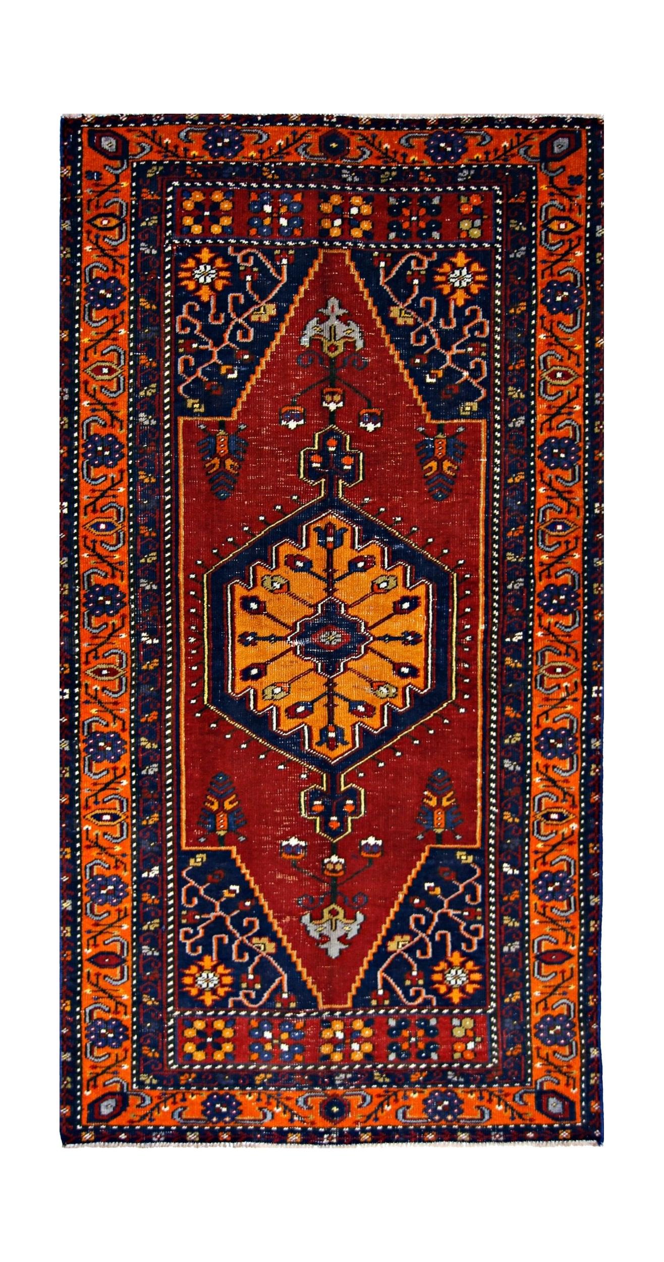 Vintage Turkish Taspinar Rug