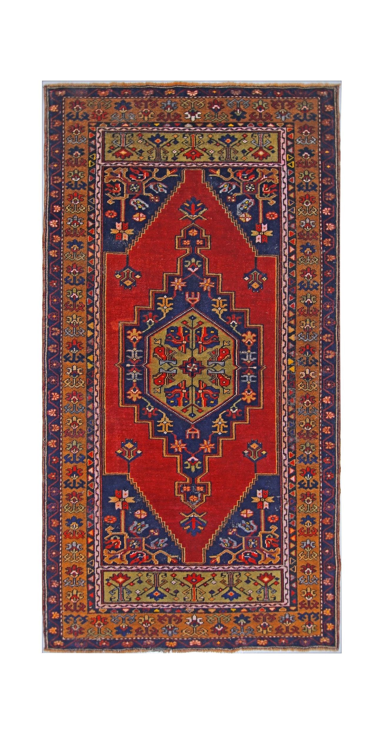 Vintage Turkish Taspinar Rug