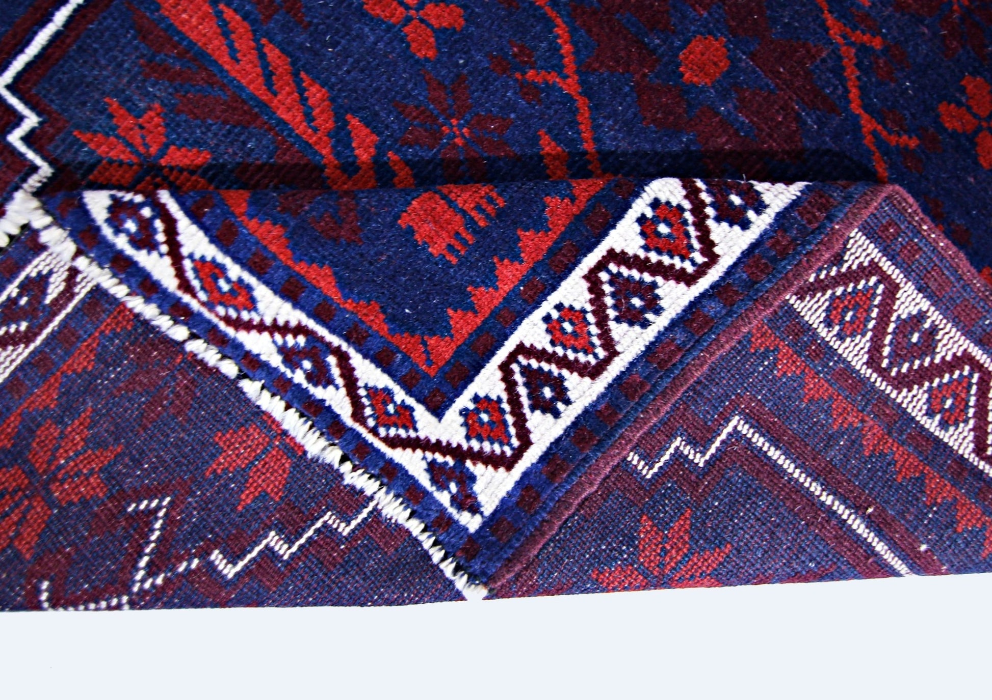 Handmade Vintage Turkish Rug | 121 x 79 cm | 4' x 2'7" - Najaf Rugs & Textile